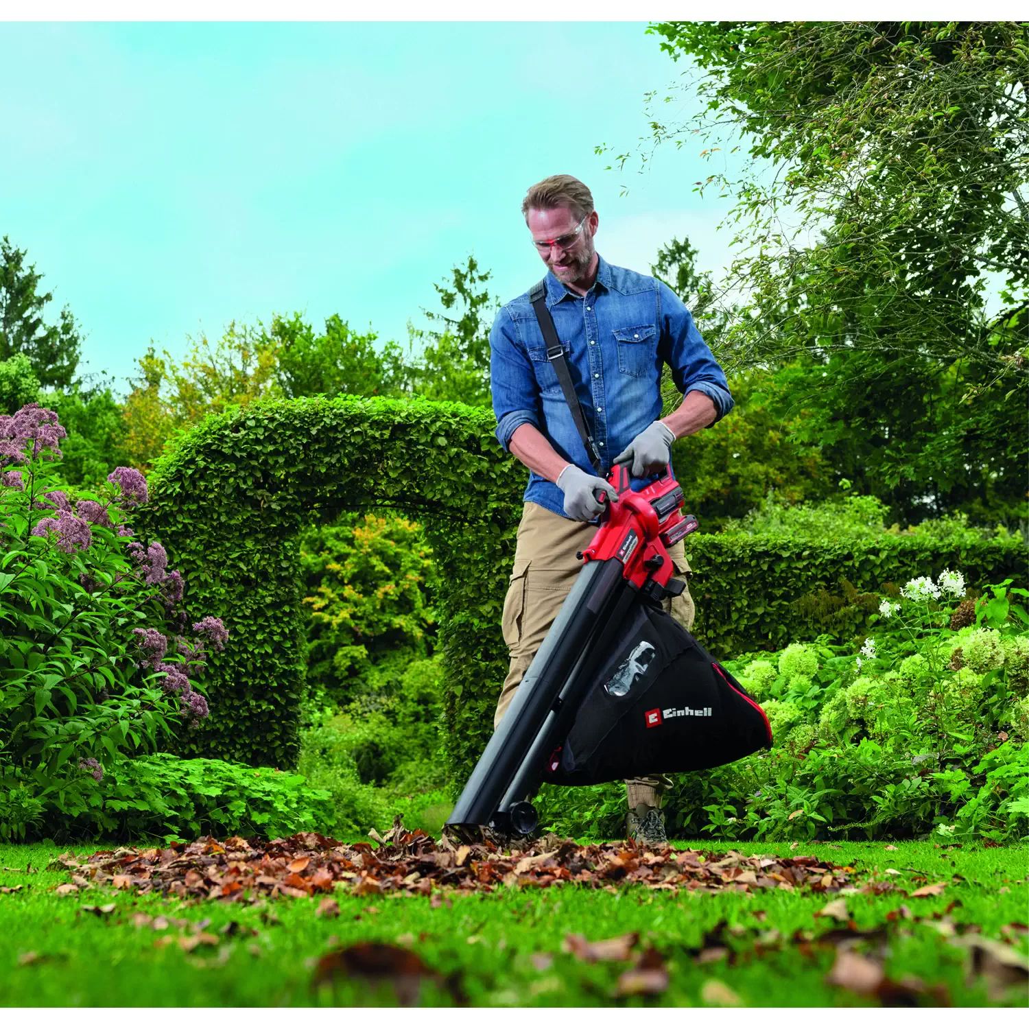 Einhell 3433647 18V 3-in-1 300 CFM Brushless Leaf Blower/Vacuum/Mulcher, VENTURRO 18/210 - Tool Only